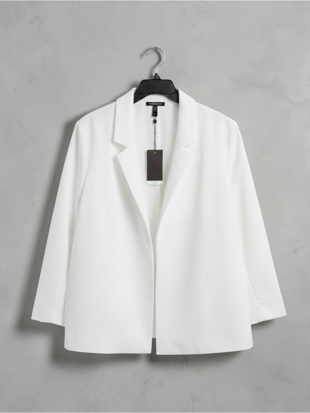 Eileen Fisher White Open-Front Blazer Jacket with Hidddn Side Pockets.  NWOT.